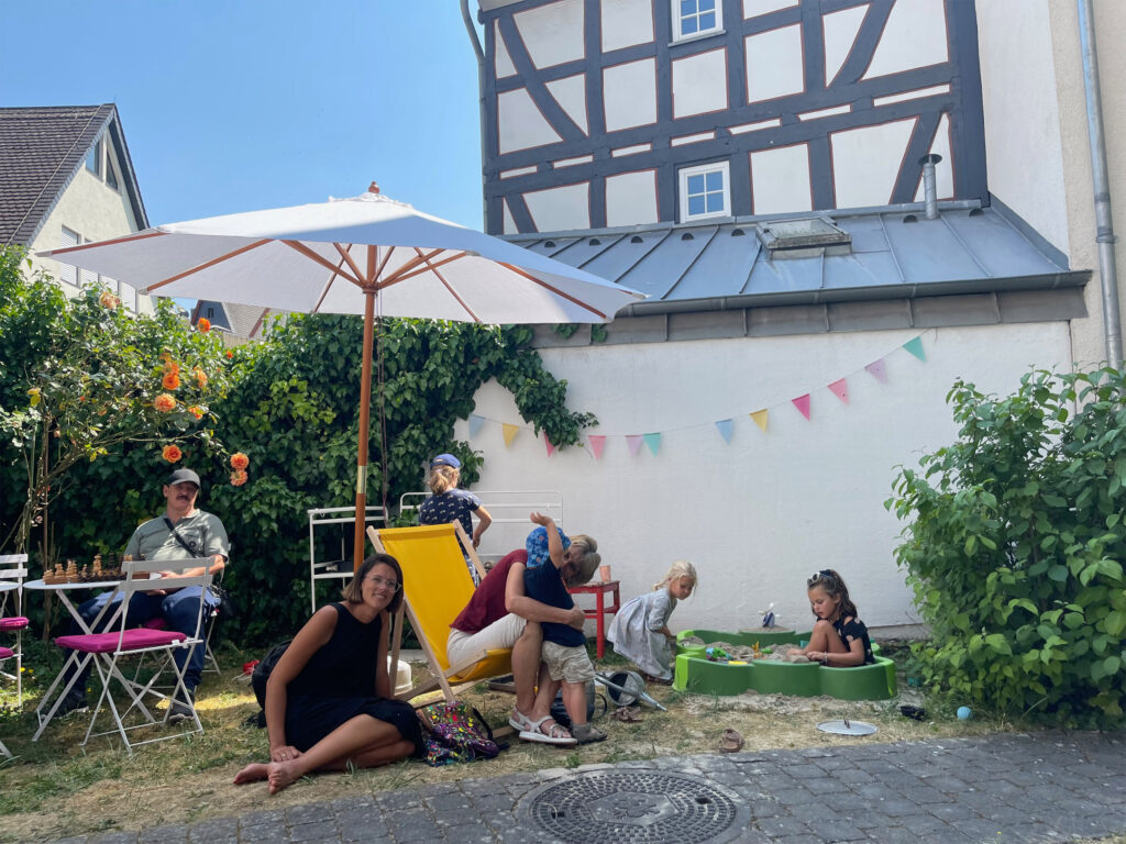 GV 2023 - im Garten 1