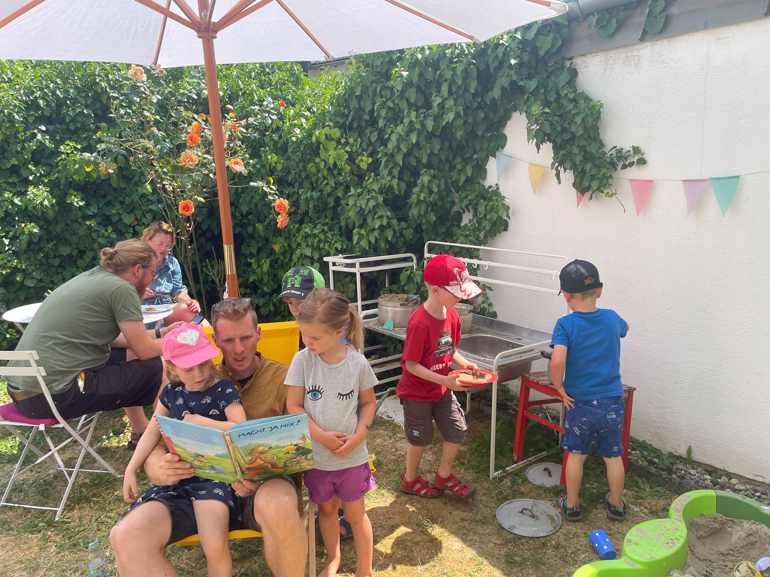 GV 2023 - im Garten 2